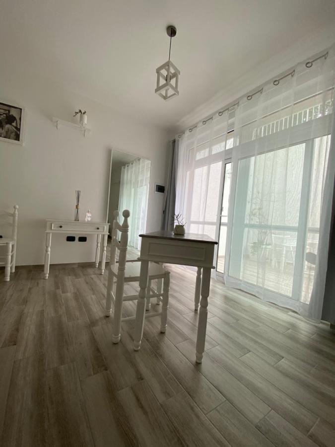 Bed and Breakfast La Casa Di Nina Лечче Екстер'єр фото